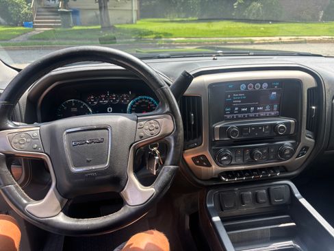 Used 2017 GMC Sierra 1500 Denali AWD/4WD image 13