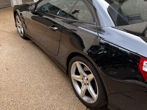 Used 2015 Mercedes-Benz SL 400 image 4