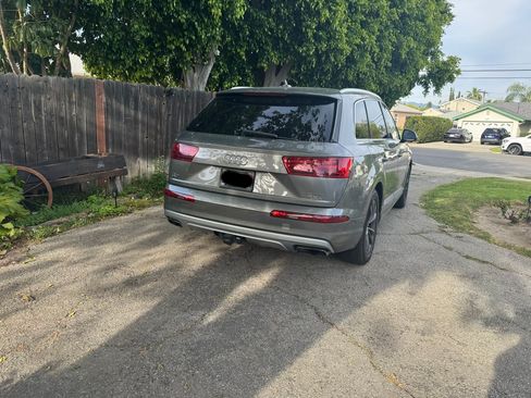 Used 2017 Audi Q7 3.0T Premium image 5