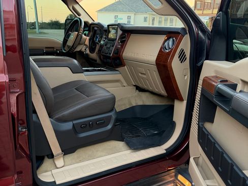 Used 2016 Ford F350 King Ranch image 5