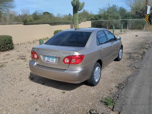 Used 2005 Toyota Corolla LE image 4