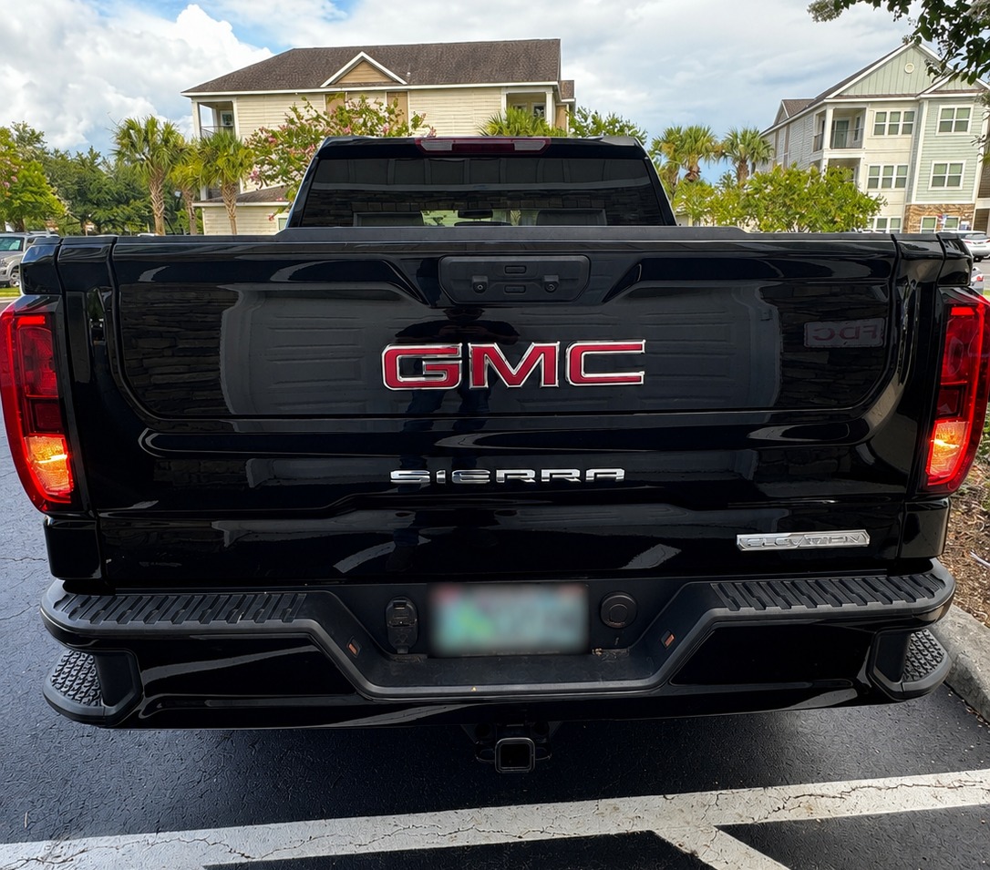 Used 2025 GMC Sierra 1500 Elevation AWD/4WD image 4