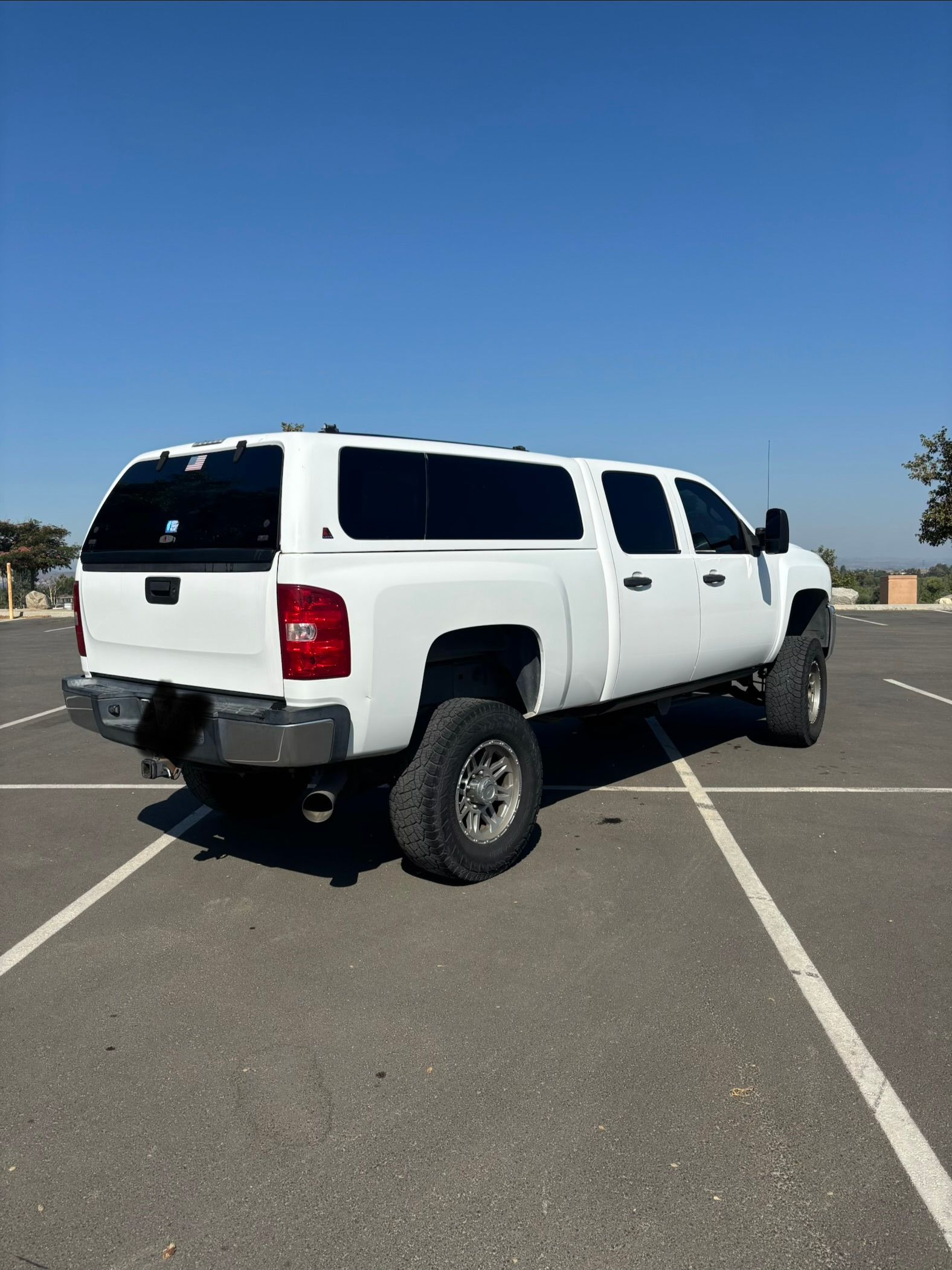 Used 2007 Chevrolet Silverado 2500 LT w/ 2LT Convenience Package RWD image 6