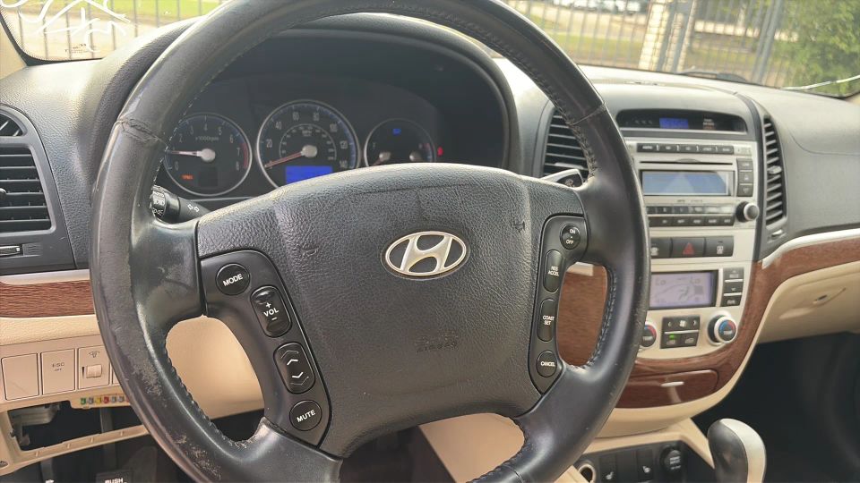 Used 2008 Hyundai Santa Fe Limited FWD image 10