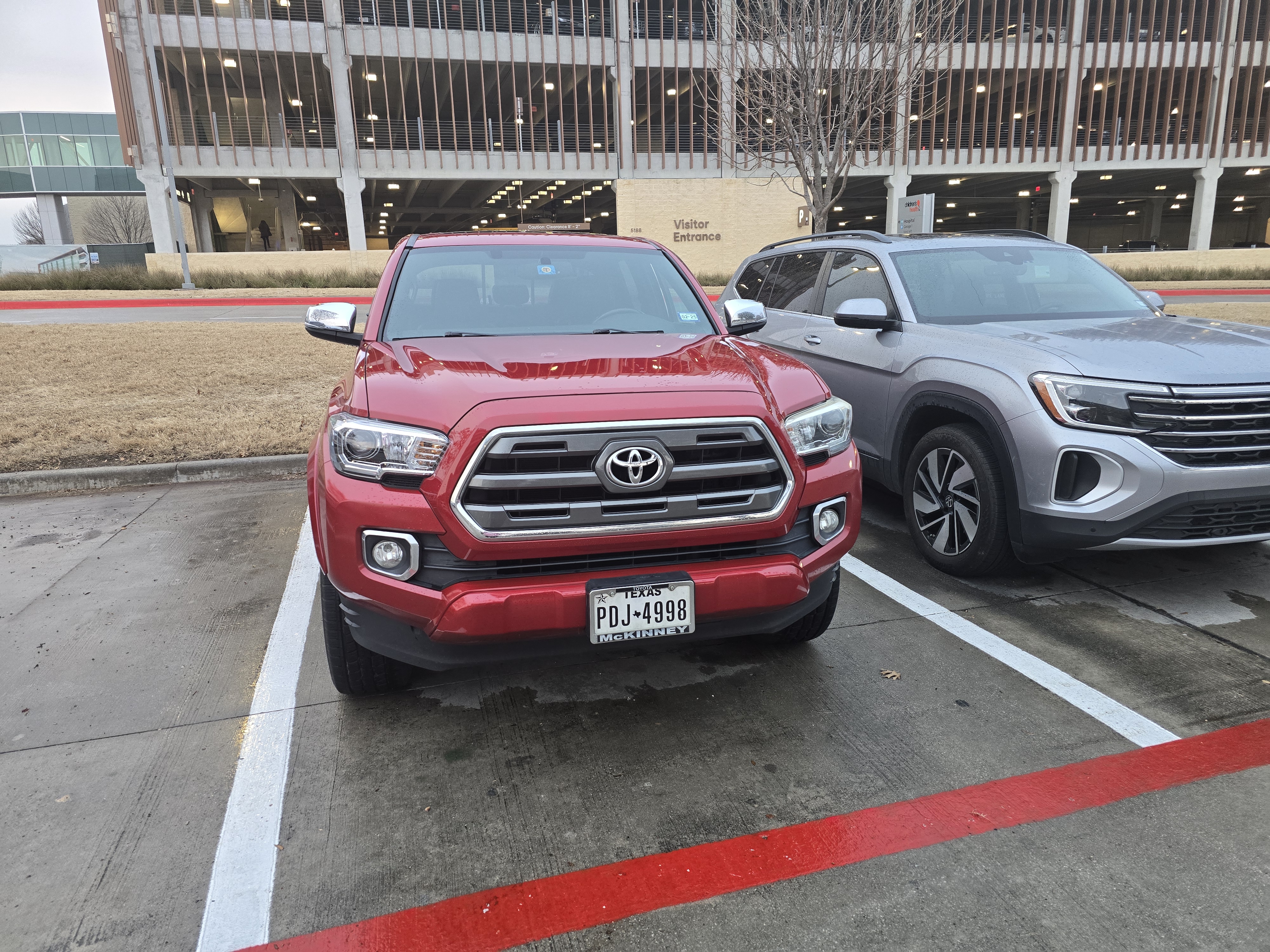 Used 2017 Toyota Tacoma Limited w/ Tow Package RWD image 1