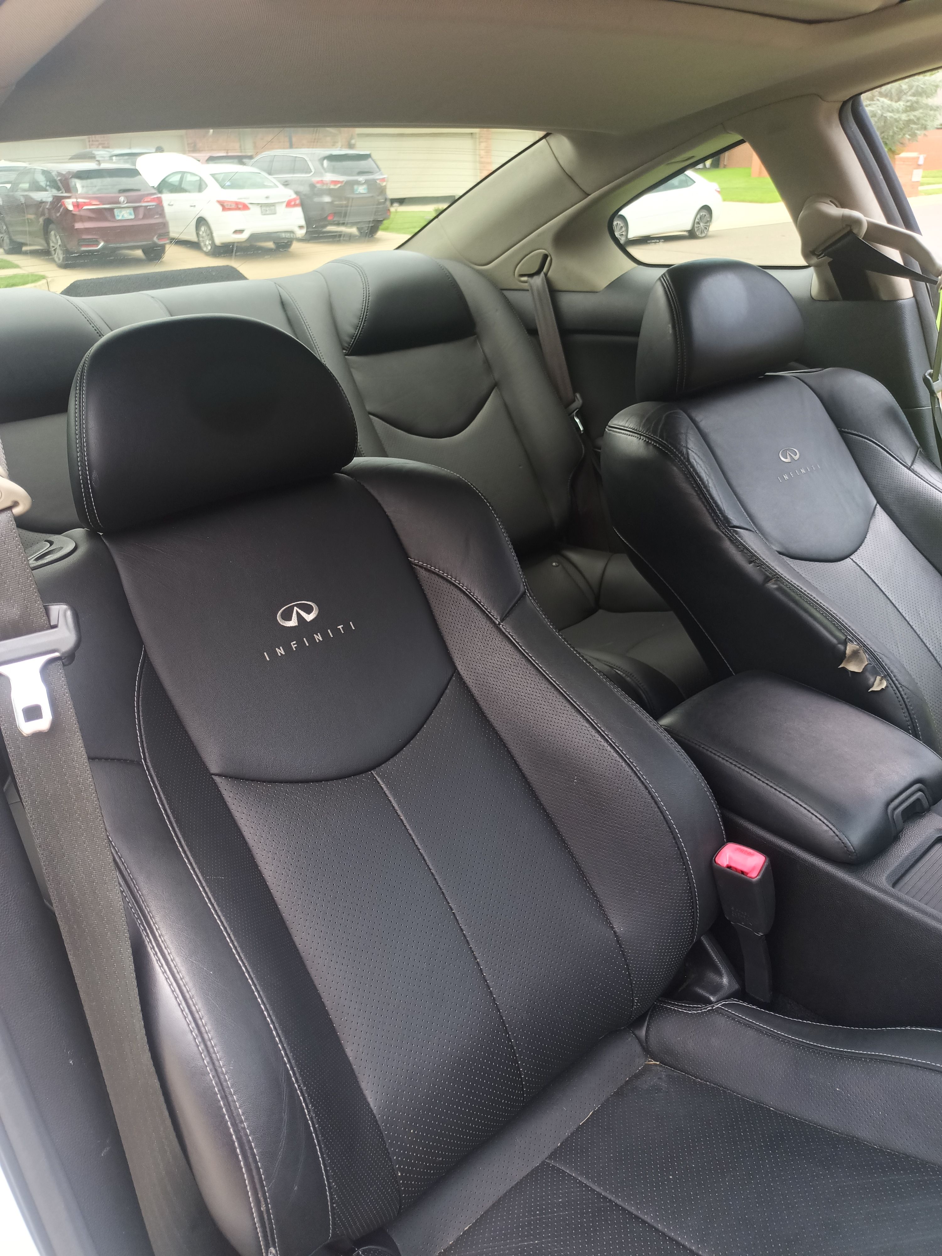 Used 2014 INFINITI Q60 Sport RWD image 4