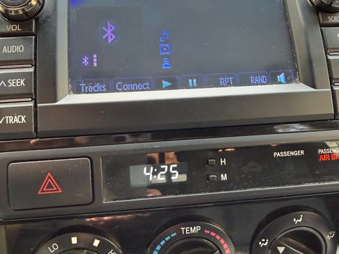 Used 2013 Toyota Tacoma 4x4 Double Cab w/ TRD Sport Pkg image 19