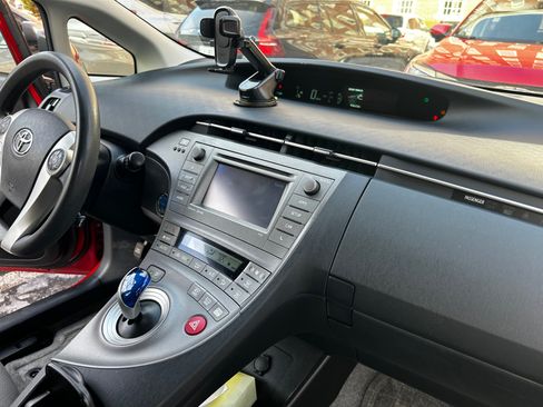 Used 2013 Toyota Prius Three image 20