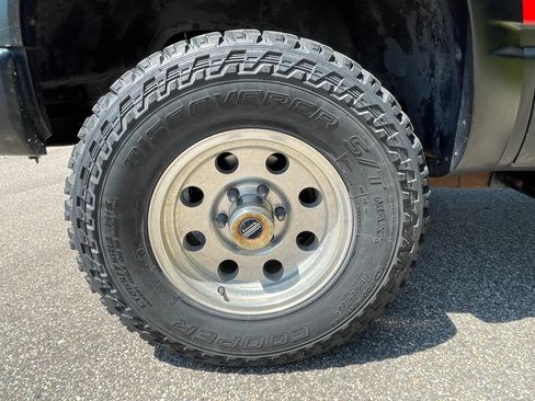 Used 1994 Chevrolet Blazer 4WD image 16