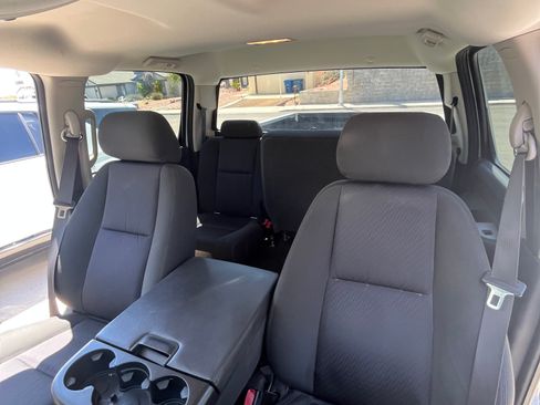 Used 2012 Chevrolet Silverado 2500 LT w/ Interior Plus Package AWD/4WD image 12