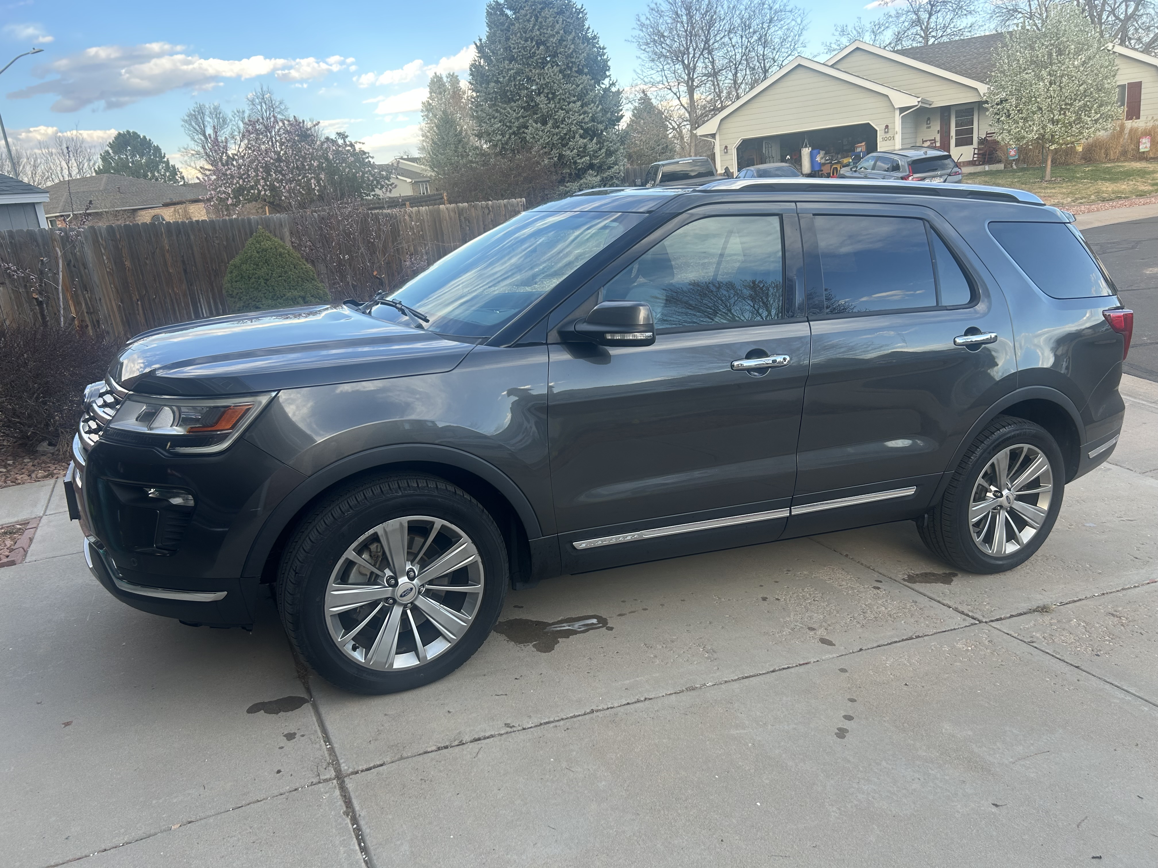 Used 2018 Ford Explorer Limited AWD/4WD image 4