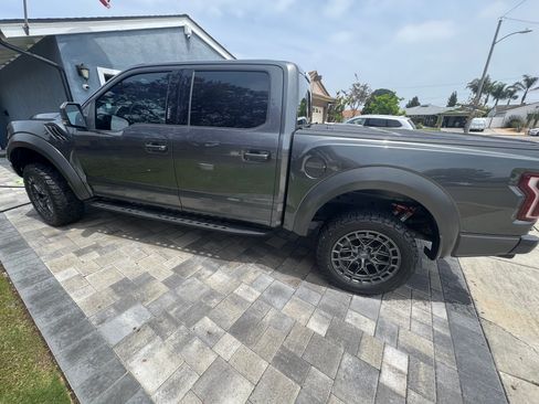 Used 2020 Ford F150 Raptor w/ Equipment Group 801A Mid AWD/4WD image 5