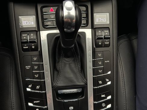 Used 2021 Porsche Macan S image 4