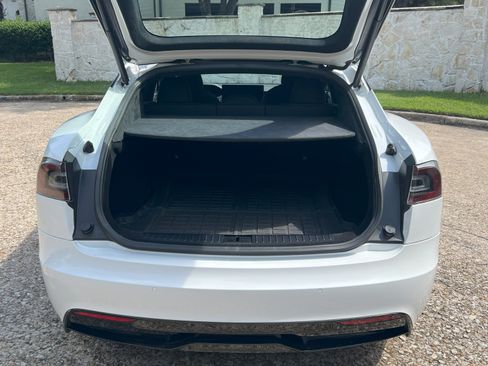 Used 2022 Tesla Model S Standard Range image 11