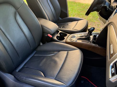 Used 2016 Audi Q5 2.0T Premium Plus w/ Technology Package image 12