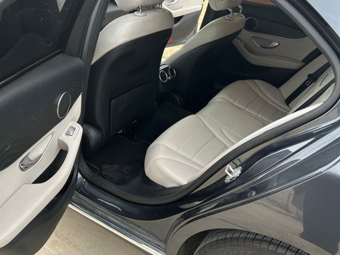 Used 2016 Mercedes-Benz C 300 C 300 4MATIC Sedan 4D image 14
