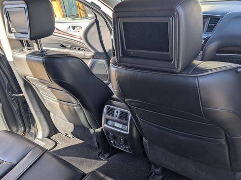 Used 2013 INFINITI JX35 AWD w/ Premium Pkg image 15