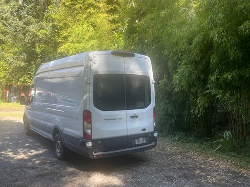 Used 2020 Ford Transit 250 148 High Roof Extended w/ Load Area Protection Package image 5