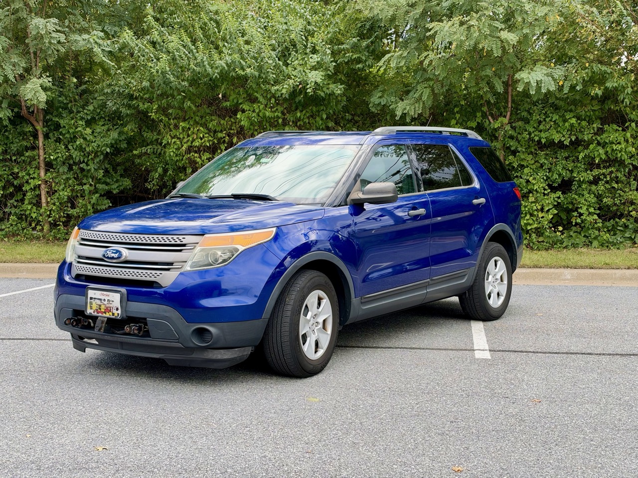 Used 2013 Ford Explorer 4WD w/ Class III Trailer Tow Pkg image 2