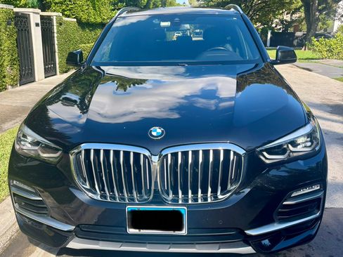 Used 2020 BMW X5 xDrive40i w/ Convenience Package image 2