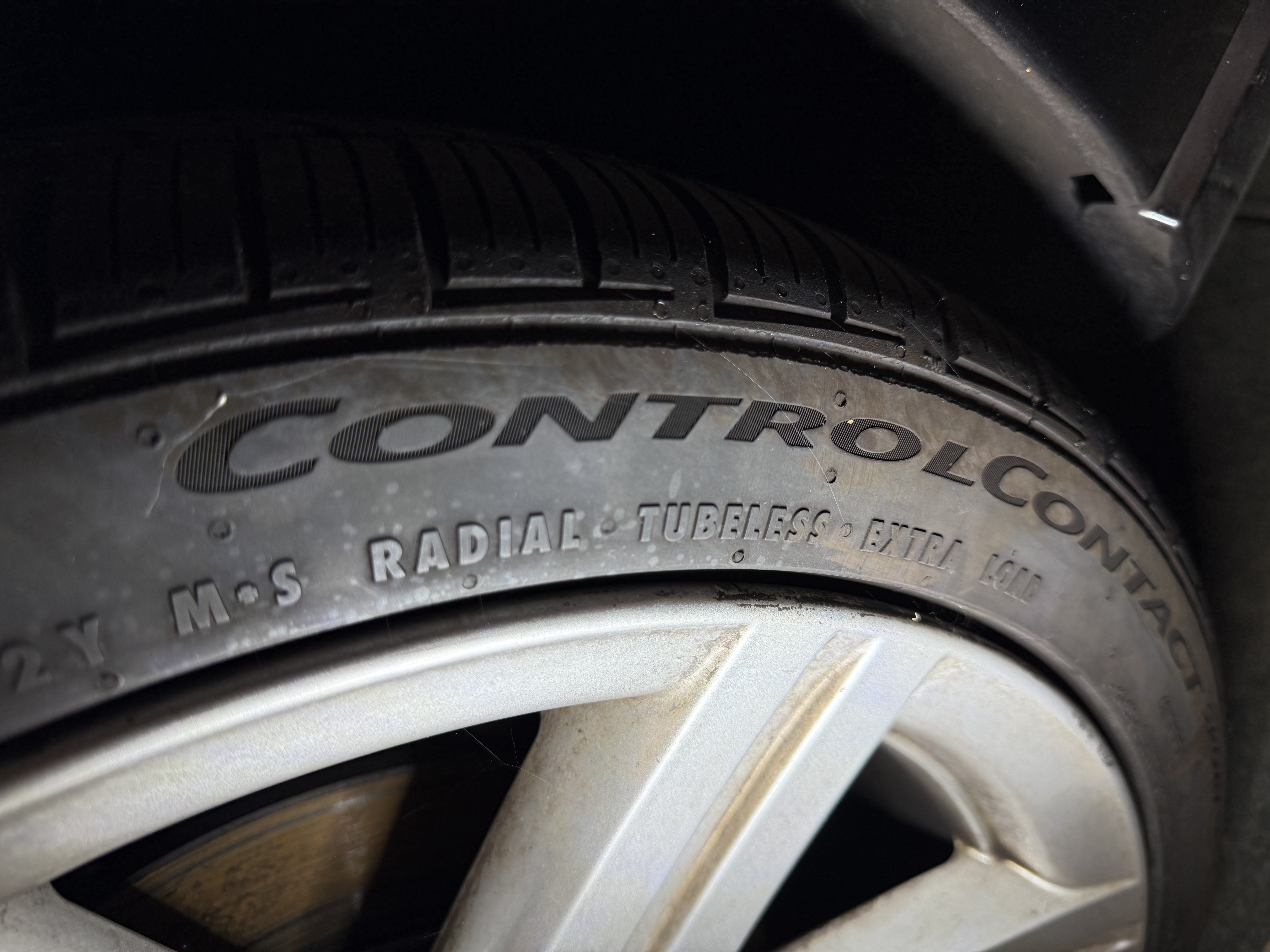 Used 2005 Chrysler Crossfire Coupe RWD image 13