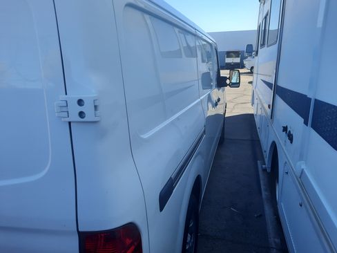 Used 2016 Nissan NV 3500 S w/ Power Package image 9