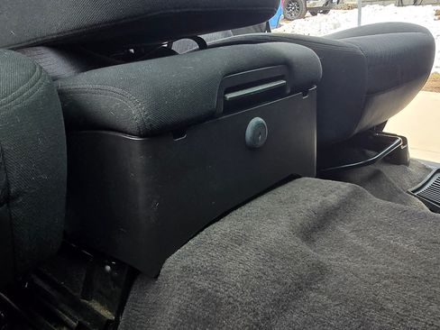 Used 2010 Chevrolet Silverado 1500 LT w/ Power Pack Plus image 14