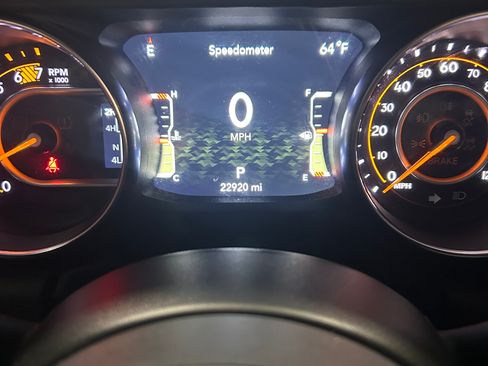 Used 2023 Jeep Wrangler Unlimited Sahara w/ Dual Top Group image 13