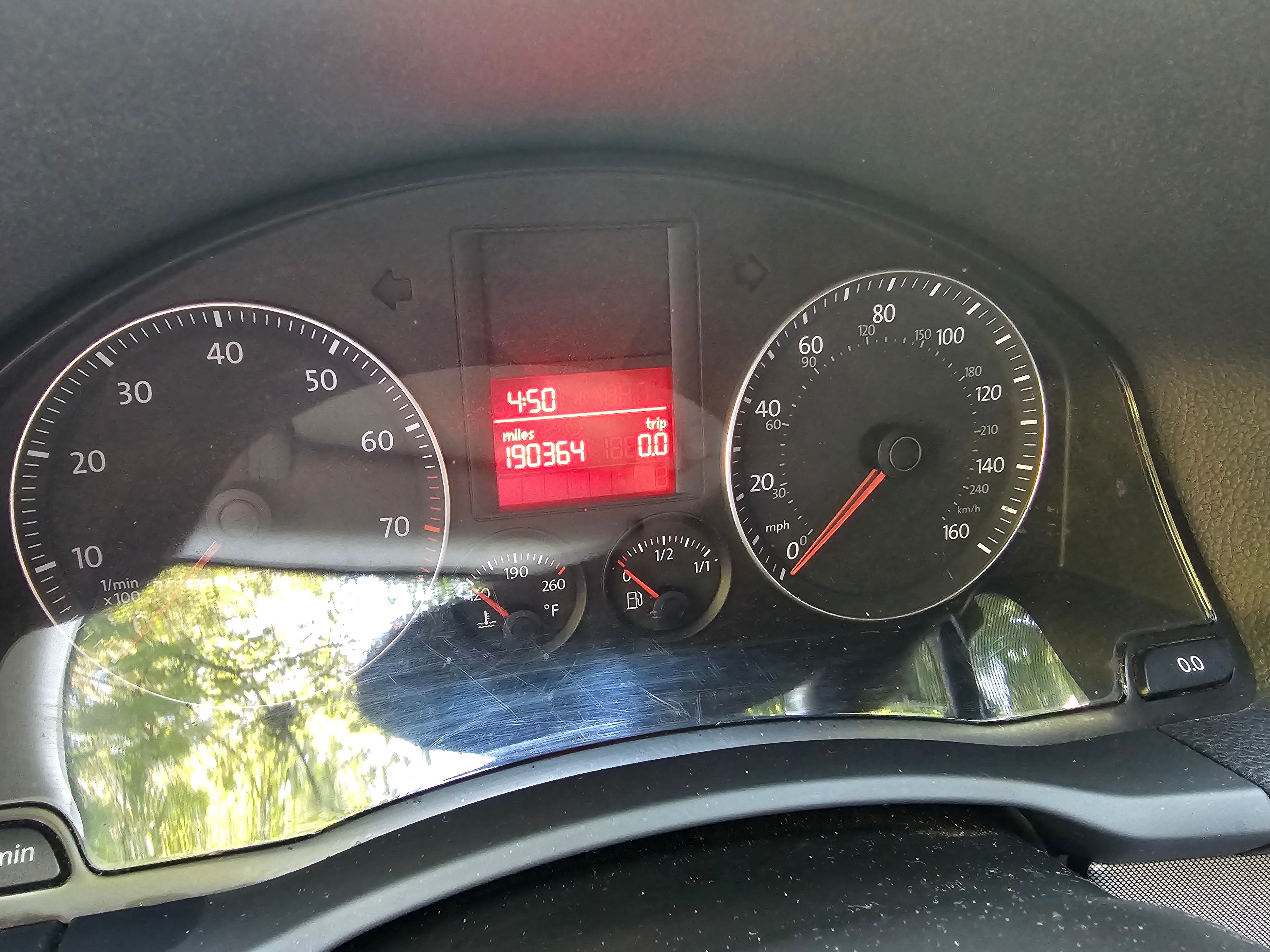 Used 2008 Volkswagen Jetta Wolfsburg Edition FWD image 9