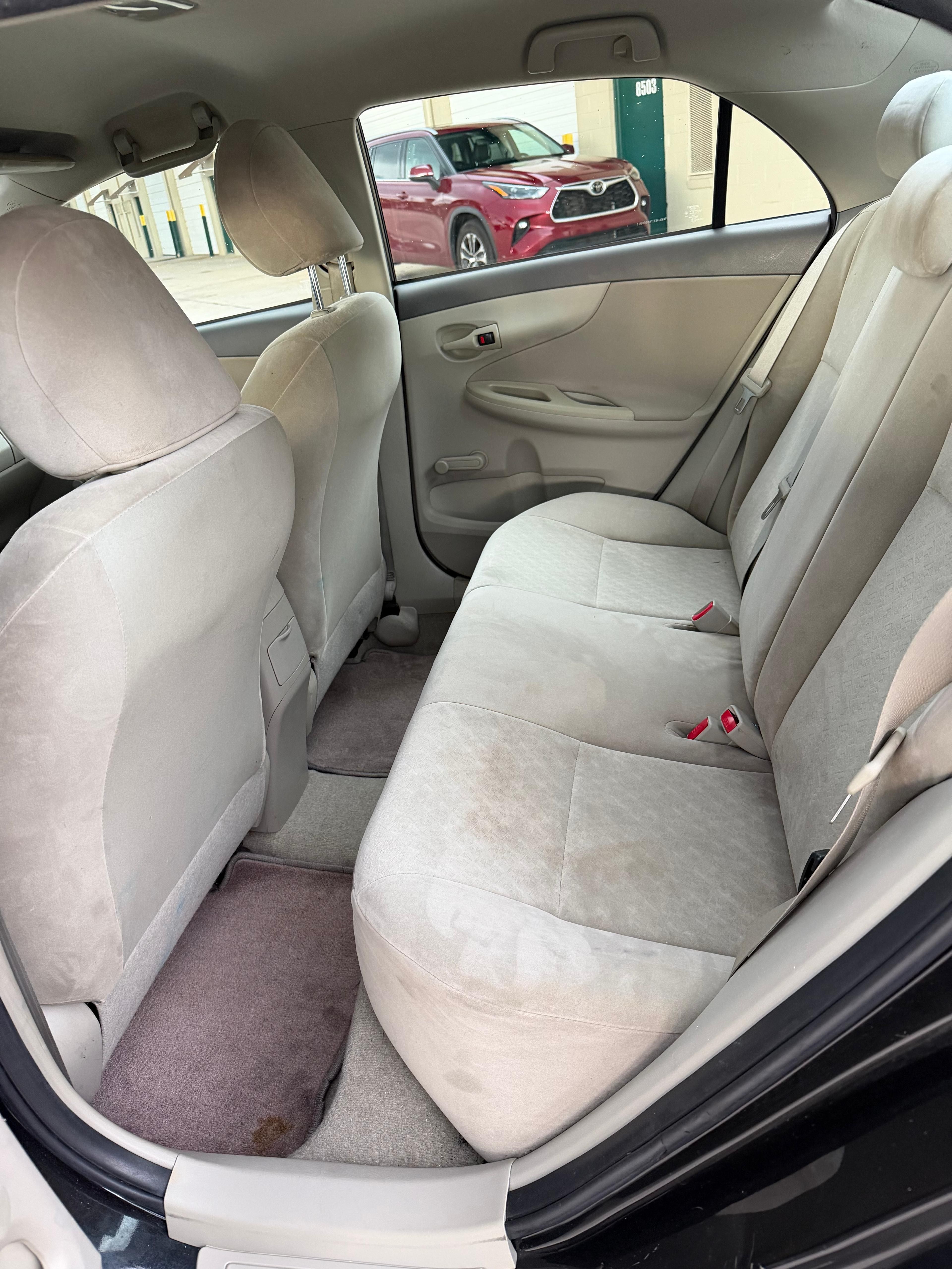 Used 2010 Toyota Corolla FWD image 6