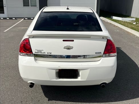 Used 2009 Chevrolet Impala LTZ image 2