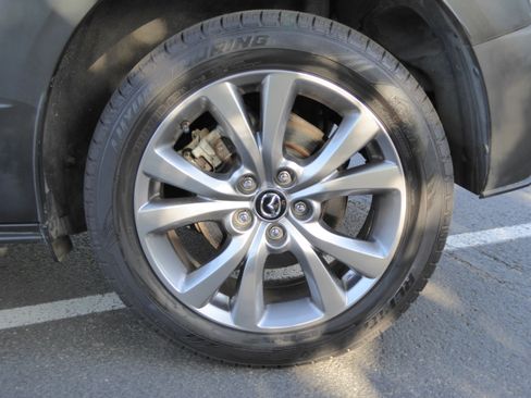 Used 2021 MAZDA CX-30 AWD 2.5 S w/ Select Package image 28