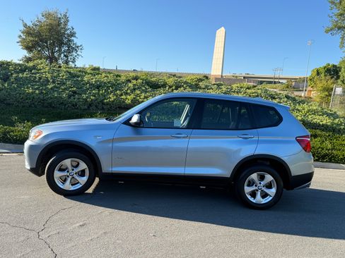Used 2011 BMW X3 xDrive28i AWD/4WD image 2