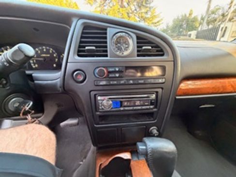 Used 2001 INFINITI QX4 2WD image 8