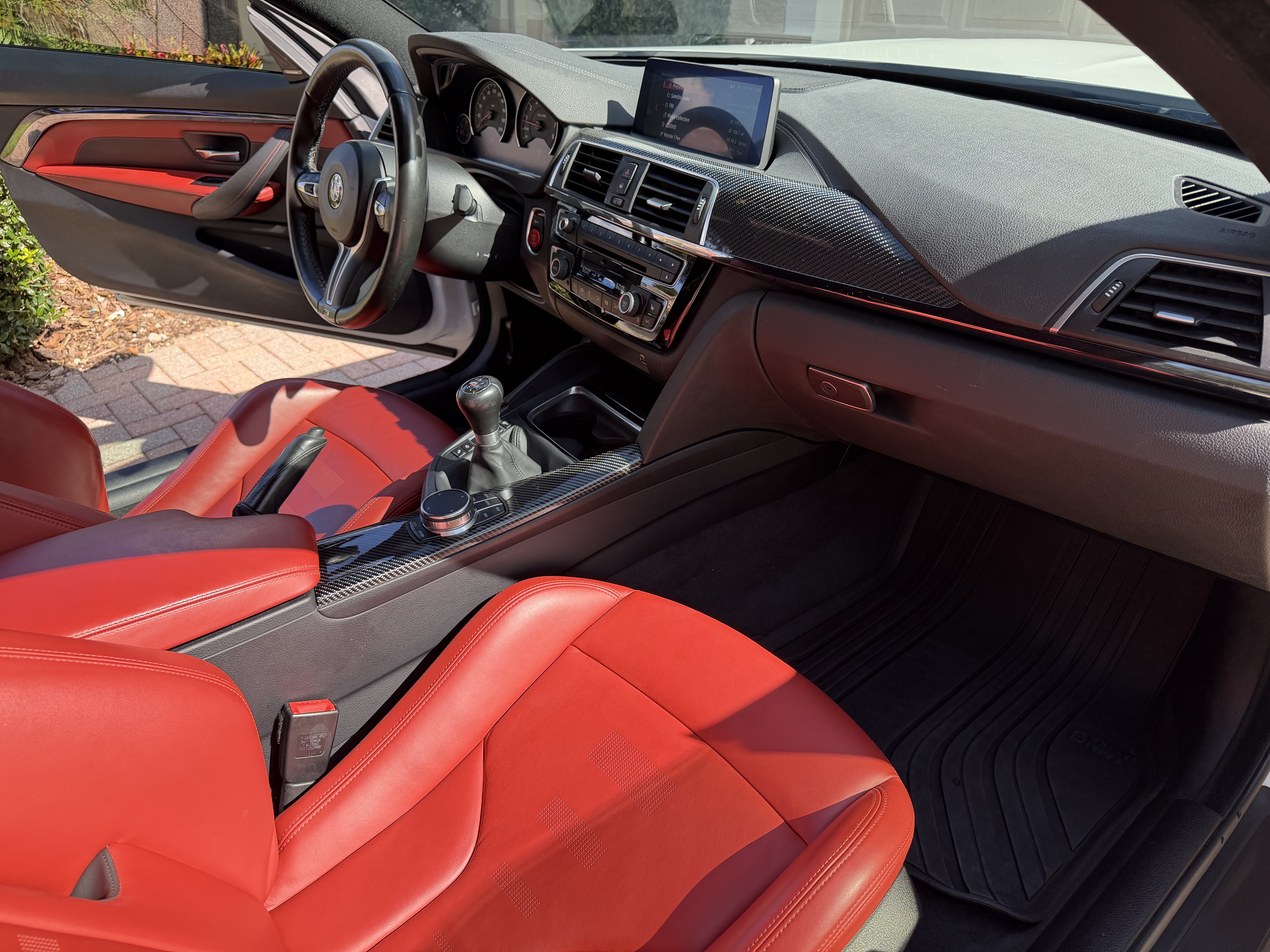 Used 2018 BMW M4 Coupe RWD image 18