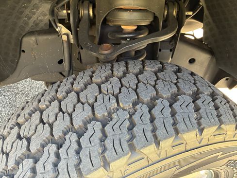 Used 2005 Ford F150 Lariat image 13