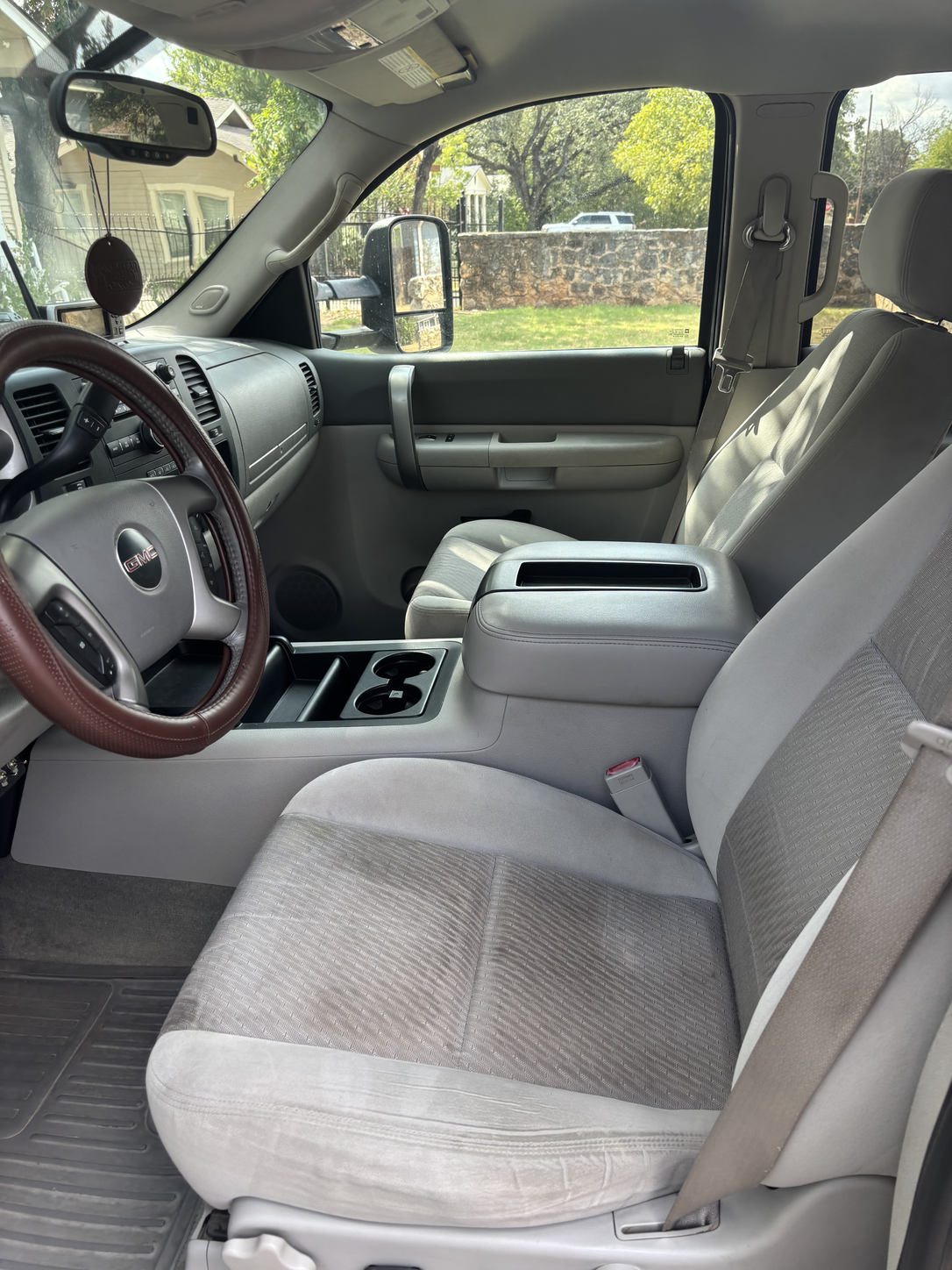 Used 2008 GMC Sierra 2500 SLE w/ Z71 Off-Road Package RWD image 17
