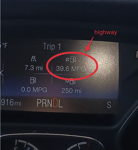 Used 2015 Ford Focus SE FWD image 12