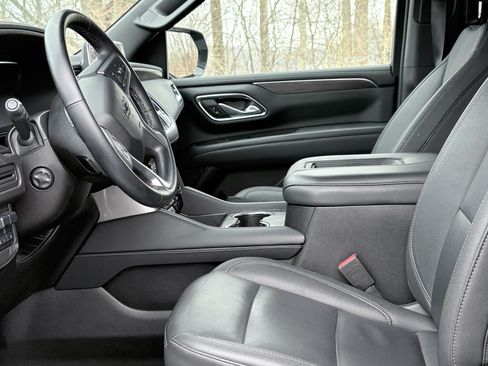 Used 2024 Chevrolet Tahoe Z71 w/ Luxury Package image 6