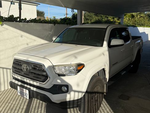 Used 2019 Toyota Tacoma SR5 image 4