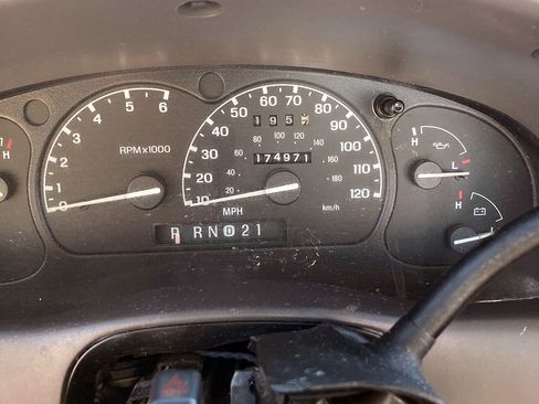 Used 2003 Ford Ranger XL image 26