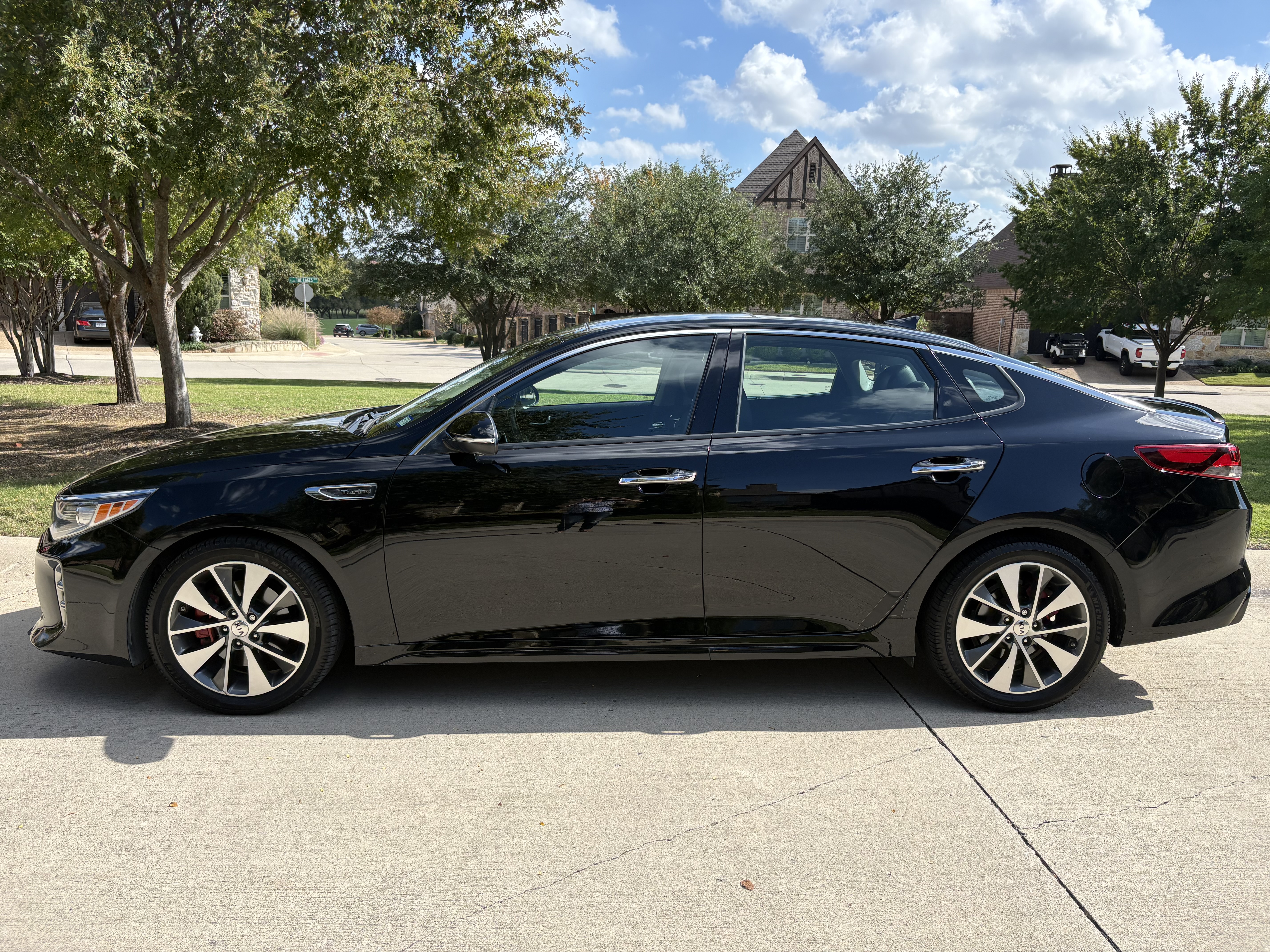 Used 2016 Kia Optima SX w/ Premium Technology Package FWD image 2
