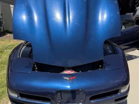 Used 2000 Chevrolet Corvette Coupe RWD image 31