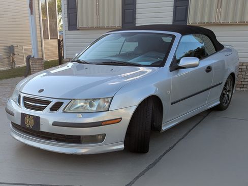 Used 2004 Saab 9-3 Aero image 8