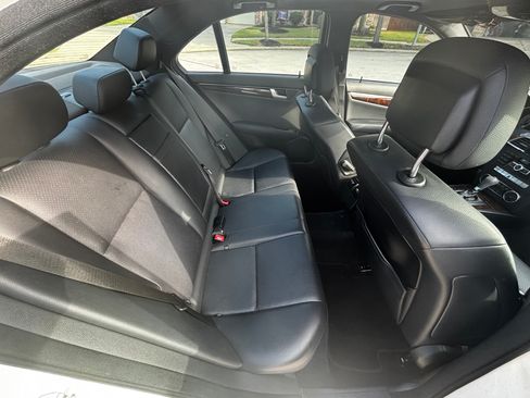 Used 2014 Mercedes-Benz C 250 Sedan image 6
