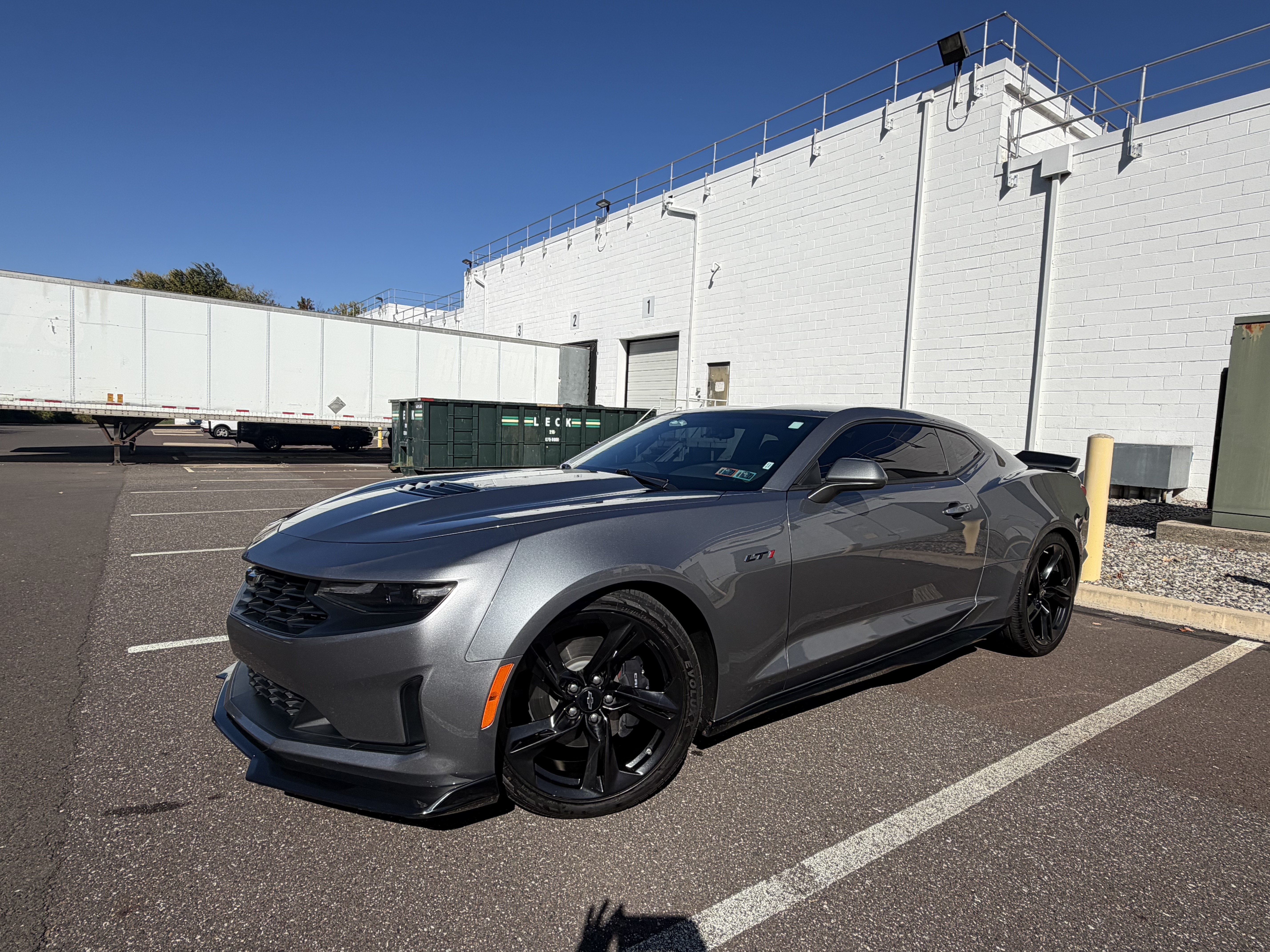 Used 2021 Chevrolet Camaro LT RWD image 9