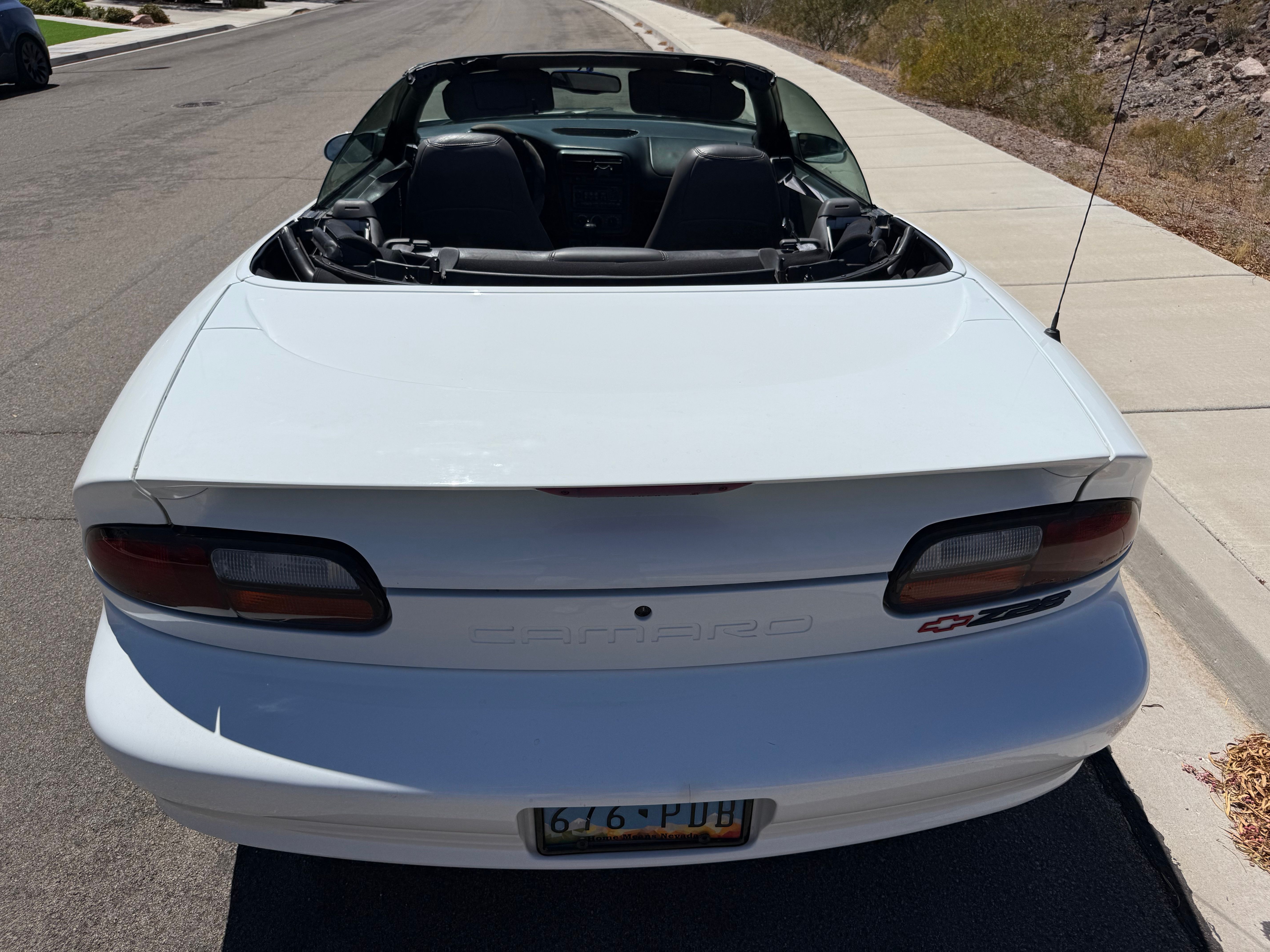 Used 1998 Chevrolet Camaro Z28 RWD image 21