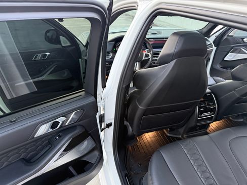 Used 2020 BMW X5 M Competition w/ Executive Package image 27