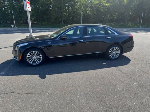 Used 2018 Cadillac CT6 Premium Luxury RWD image 4