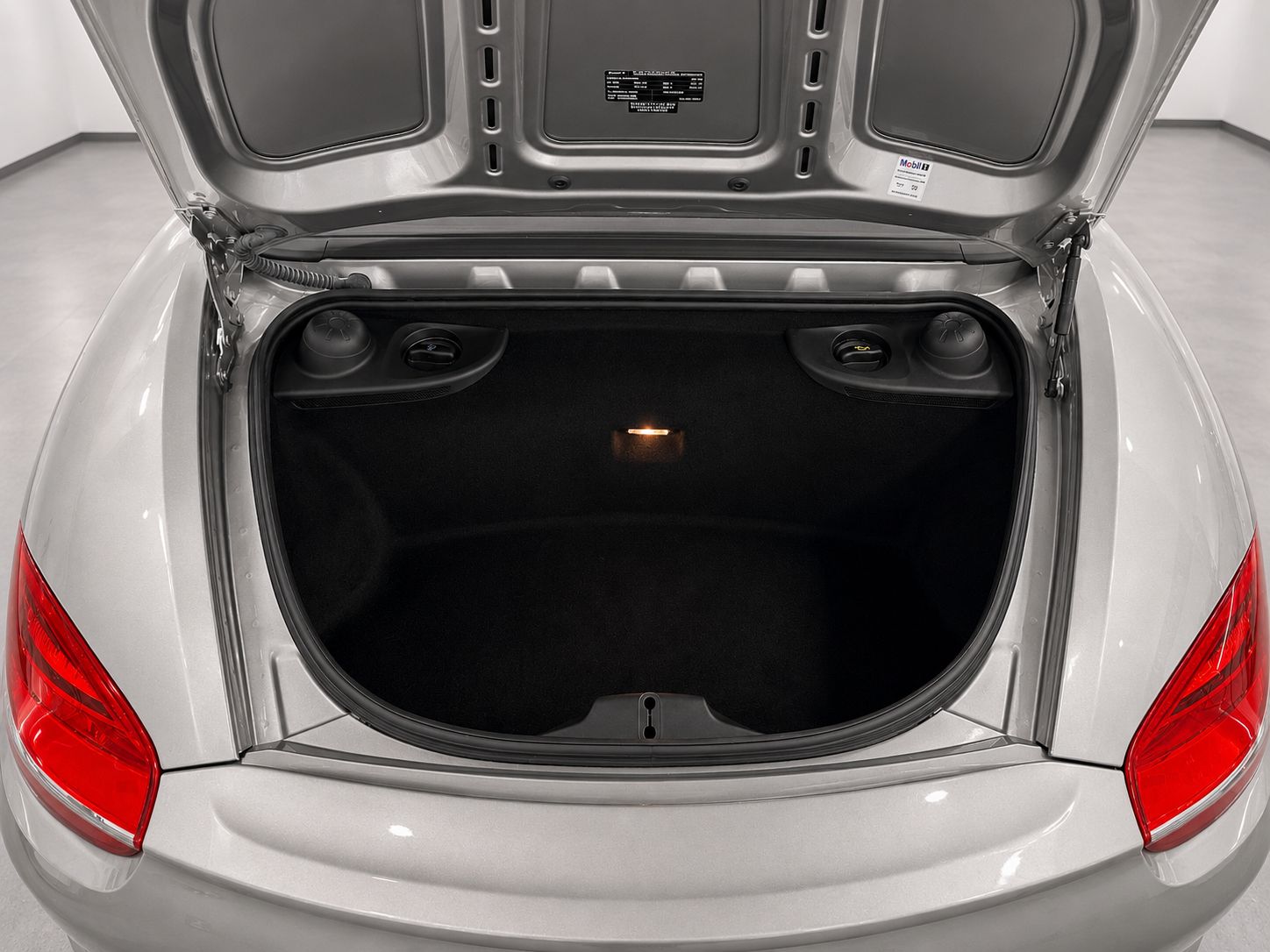 Used 2013 Porsche Boxster S RWD image 9